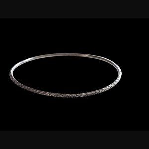 925 Sterling Silver Textured Diamond Pattern Size 8" 2mm Bangle Bracelet